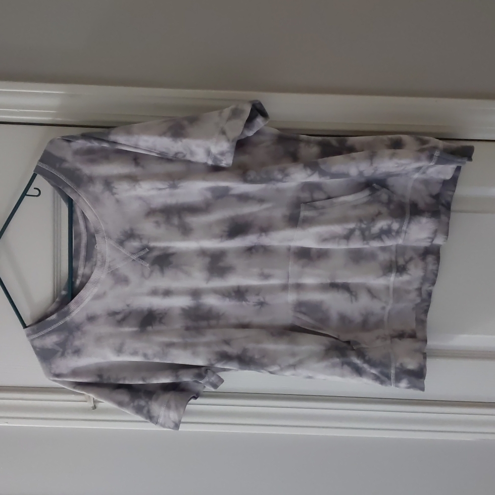 Xersion Active Wear Top